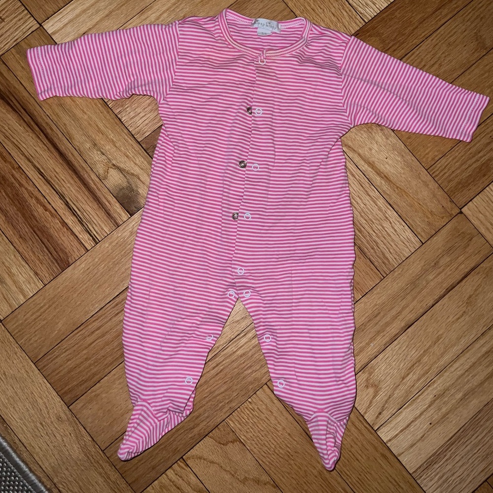 Kissy Kissy pink & white Onesie